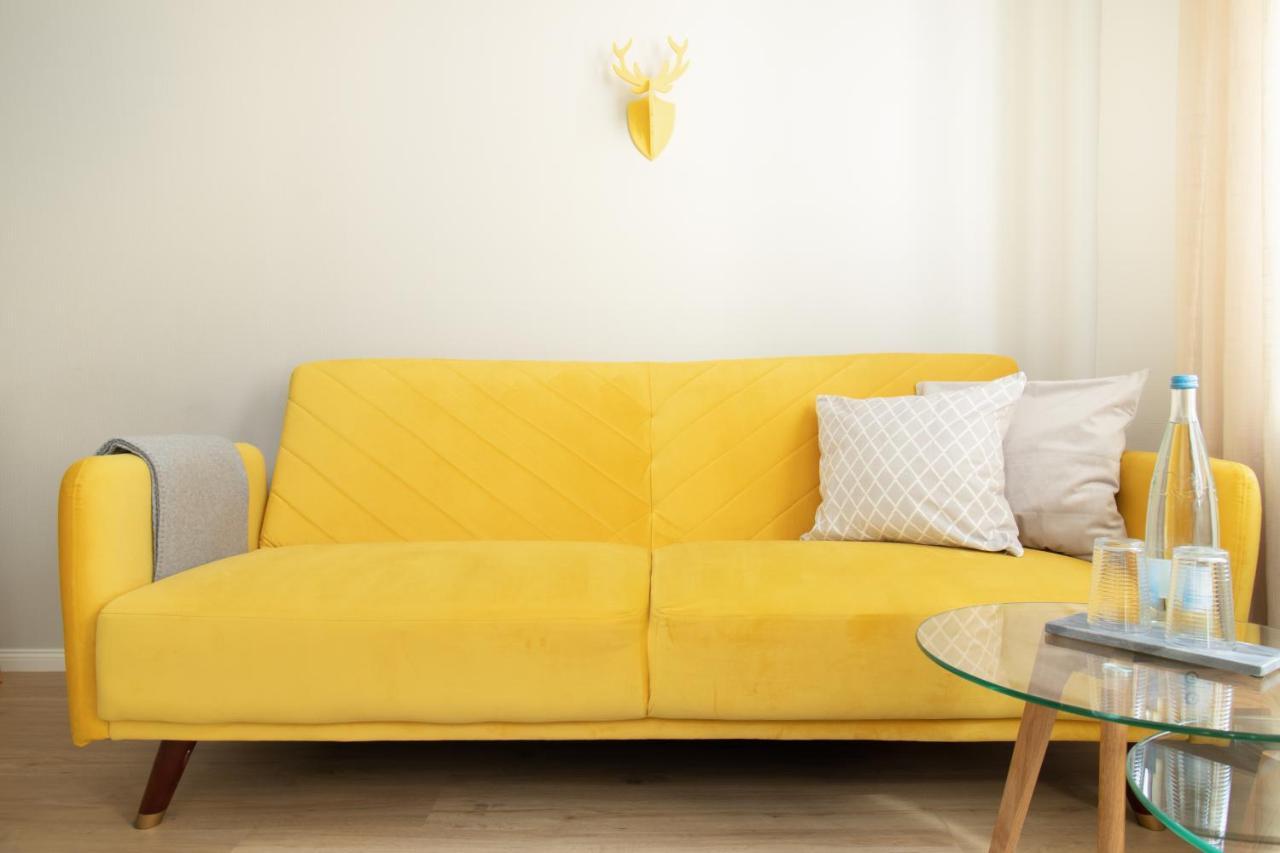 Loewe Apartment Gelb Tiengen Altstadt Waldshut-Tiengen Exteriör bild