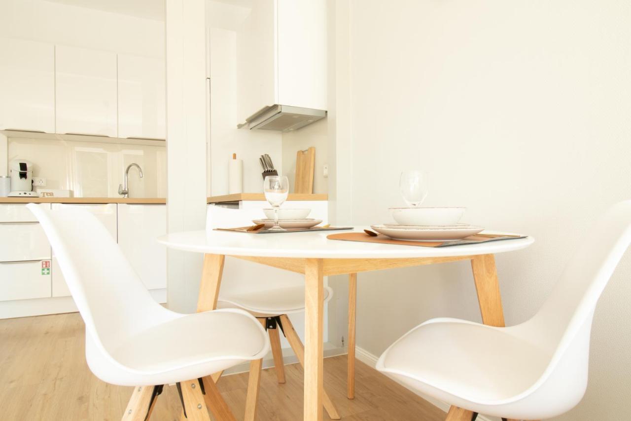 Loewe Apartment Gelb Tiengen Altstadt Waldshut-Tiengen Exteriör bild